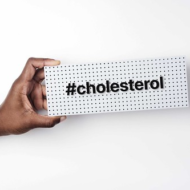 Kolesterool ja kolesterooli alandajad (statiinid) on endiselt kuumad teemad:) Aastad lähevad, uued faktid ja uuringud järjest kuhjuvad, aga arhailised müüdid püsivad. Ja seda põhjusega:) Tavanarratiiv ütleb, et kolesterool on ohtlik ja tekitab südame-veresoonkonna haiguseid. Mida ütleb teadus? Mõned teaduslikud faktid vahelduseks muinasjuttudele: NB! Arterite kaltsifitseerumine tõstab  infarkti/insuldi tekkeriski Ei ole teaduslikku tõestust selle kohta,  et […]